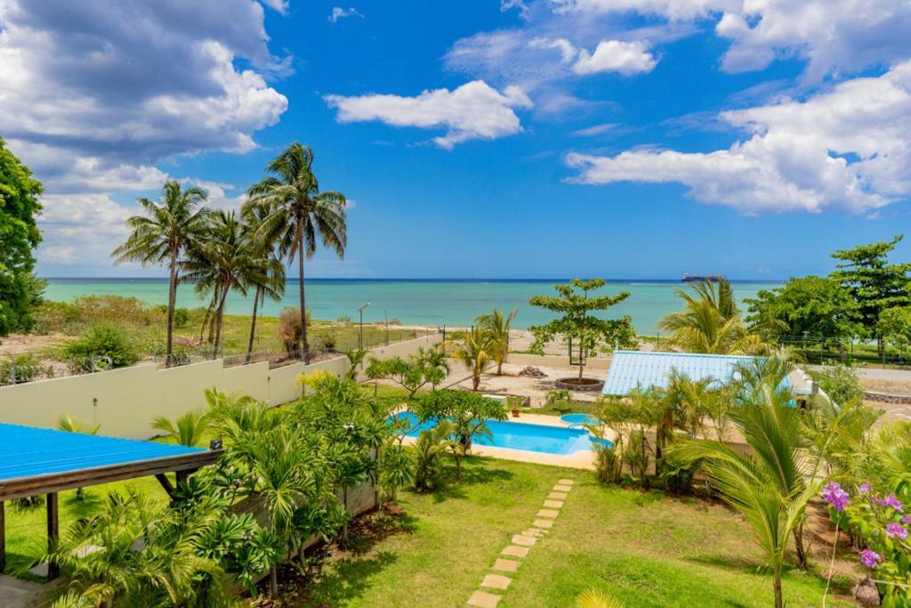 Stella Marris Beachfront Villa Pointe aux Sable Exterior foto